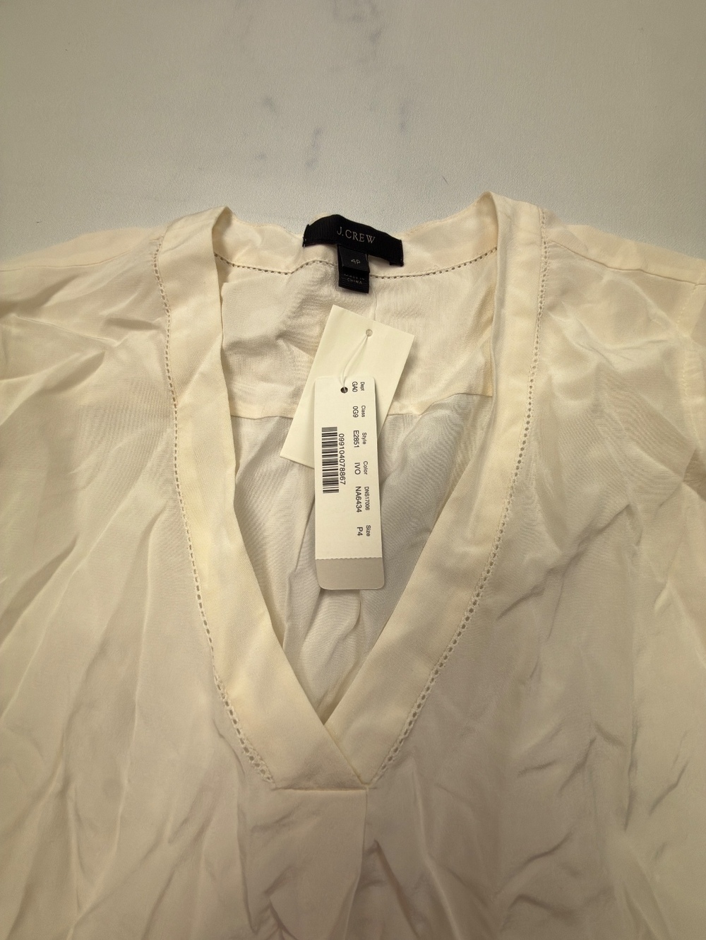 J.Crew Classic Style Blouse Cream 2010s Minimalist Feminine - Womens 4P - Picture 3 of 3